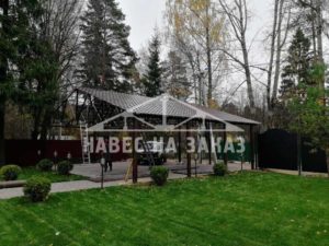 Навес 9,5 х 10 м из металлочерепицы